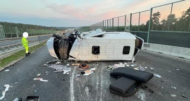 У Польщі перекинувся автобус з українцями. Постраждали 4 дітей