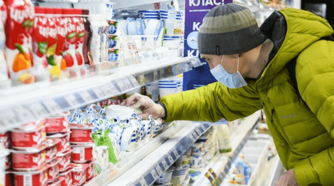 Щеплення буде більш масовим. У Львові від Covid-19 почнуть вакцинувати продавців ринків