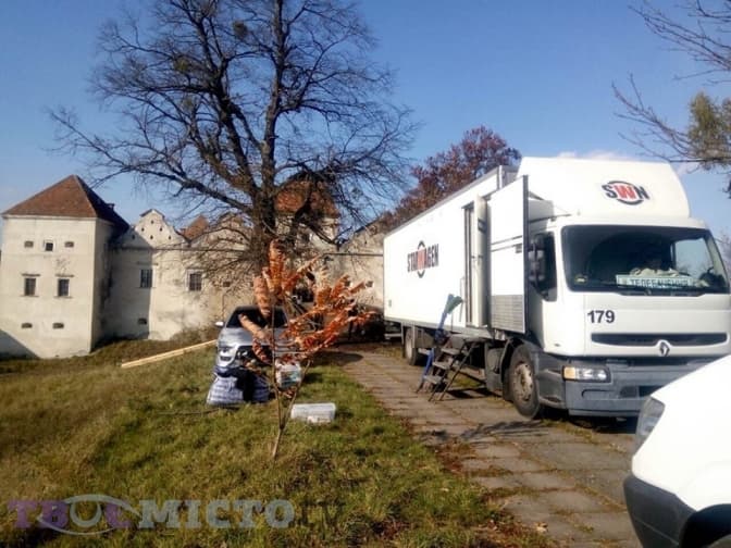 У Свірзькому замку на Львівщині знімають фільм про Олексу Довбуша. Фото