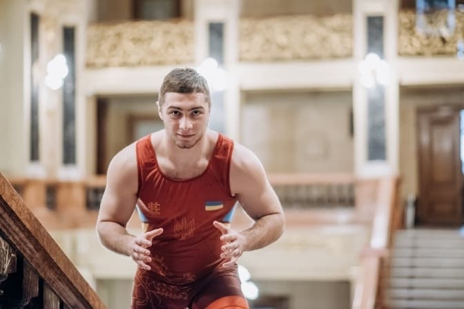 Львів'янин виборов бронзу чемпіонату світу зі спортивної боротьби. Фото, відео