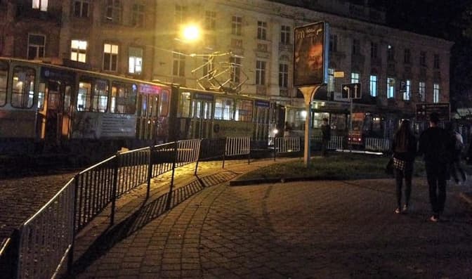 Ситуація на дорогах Львова: У центрі міста стоять трамваї