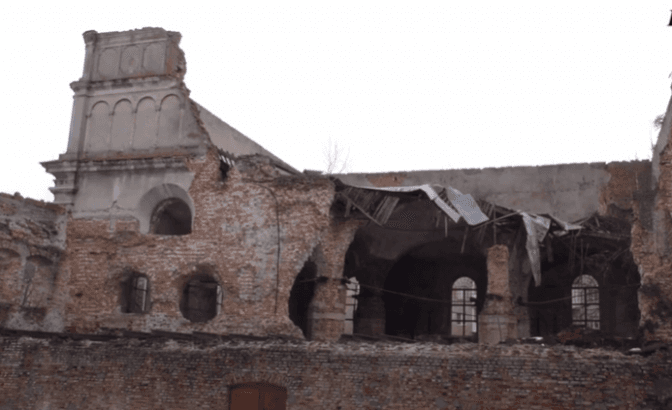 У Великій Бродівській синагозі, яка є пам’яткою архітектури, обвалився дах