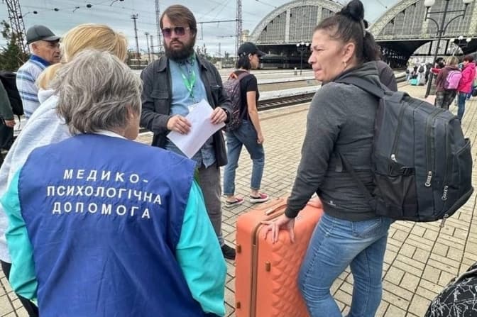 Із прифронтових територій на Львівщину евакуювали ще близько 200 осіб