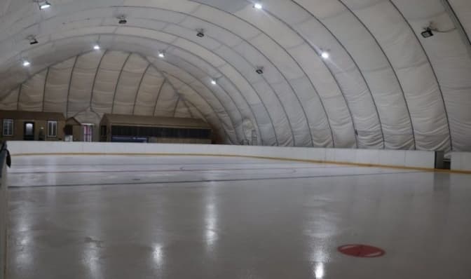 На Сихові облаштують місце для занять следж-хокеєм і фігурним катанням