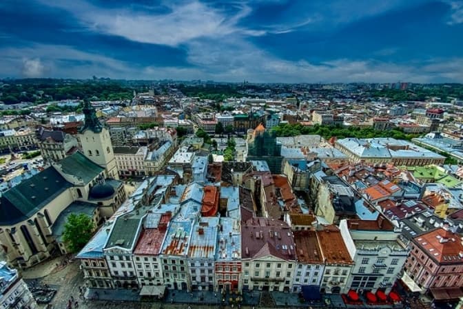 Оновлений рейтинг громад Львівщини та у Львові затвердили підняття цін у транспорті. Підсумки доби