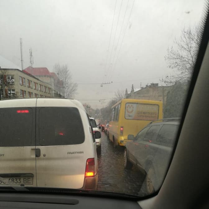 Ситуація на дорогах Львова: затор на Личаківській та Науковій