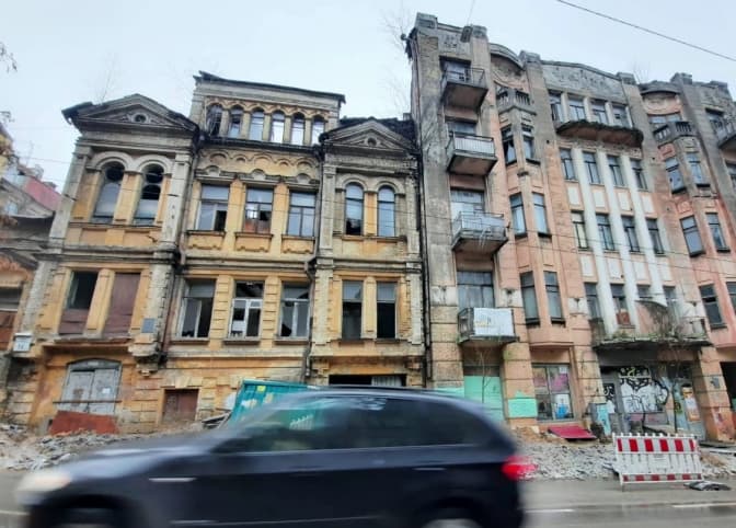 В Києві горів флігель Мурашка