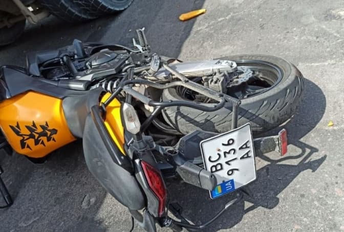 У ДТП на вулиці Луганській у Львові загинув мотоцикліст