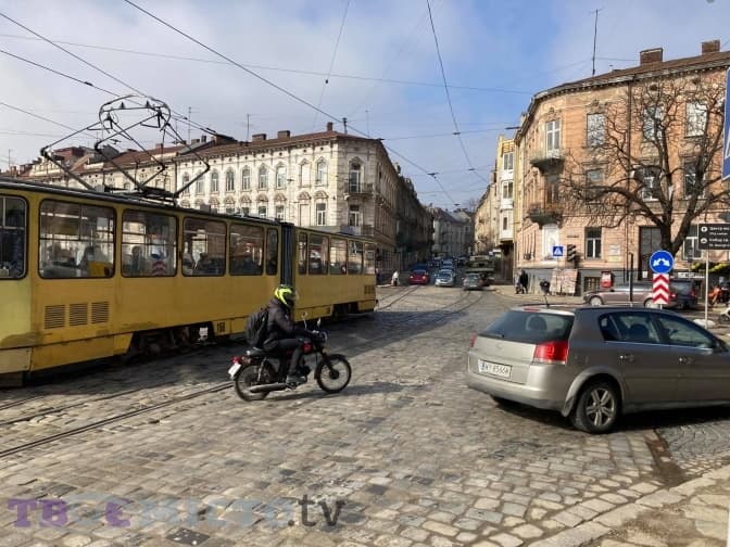 У Львові планують реорганізувати рух на найбільш проблемних перехрестях. Перелік