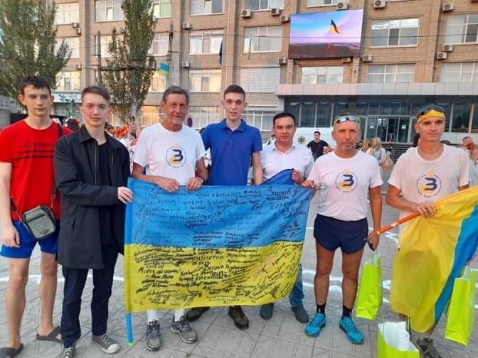 Нагороди для львів'ян і фініш забігу зі Львова до Сєвєродонецька. Головне за добу