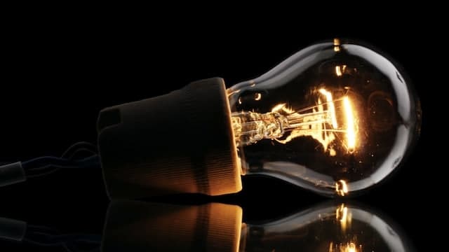 Суми в платіжках можуть зрости попри часті відключення світла, – YASNO