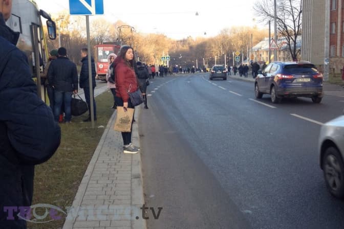 У Львові через аварію не курсують трамваї №8