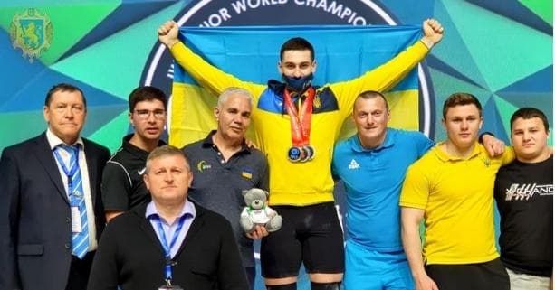 Спортсмен з Львівщини виборов три медалі на чемпіонаті світу та встановив новий рекорд