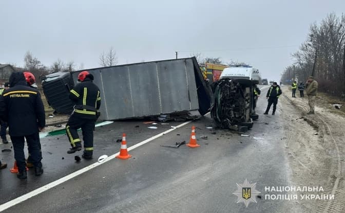 У вчорашній ДТП на трасі «Київ–Чоп» на Львівщині загинув водій вантажівки
