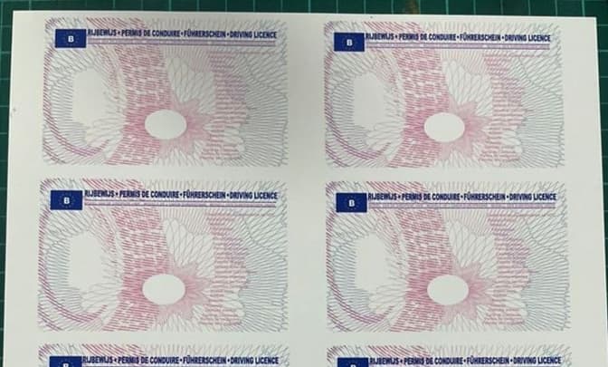 У Львові викрили шахраїв, які виготовляли фальшиві документи для перетину кордону