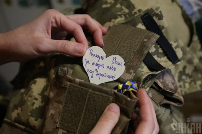 Військова амуніція, медичний бус та плетіння сіток. Що потрібно сьогодні для нашої перемоги