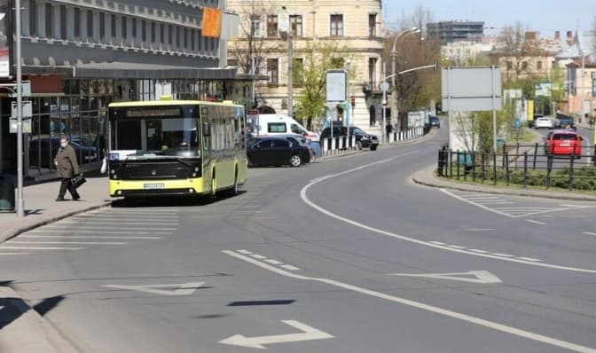 Завтра у Львові у зв’язку з забігом громадський транспорт курсуватиме зі змінами. Розклад