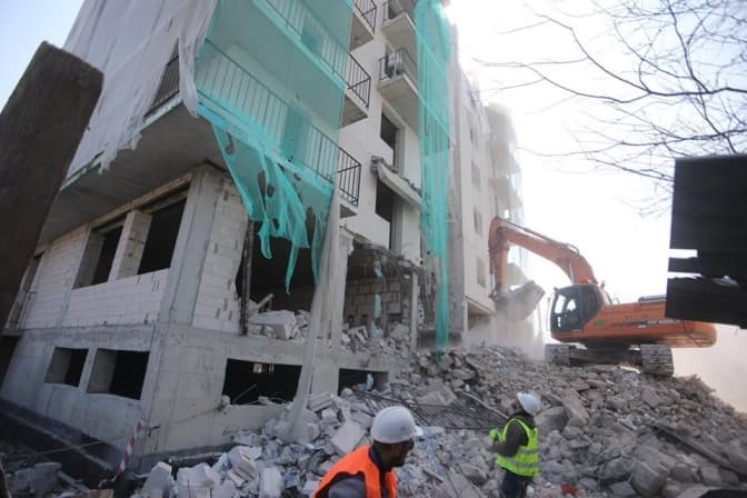 Залишки 7-поверхівки на Личаківській у Львові вивезуть за 200 тисяч