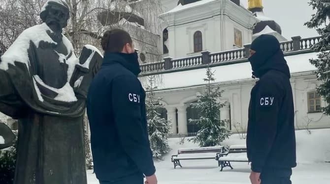 СБУ прийшла з обшуками у Києво-Печерську Лавру