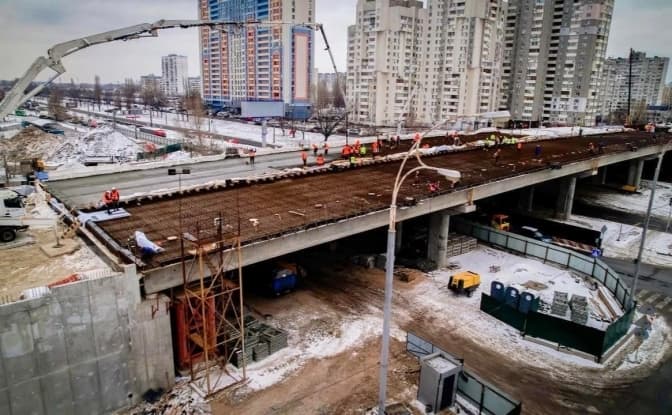 У «Київавтодорі» повідомили, коли відкриють нову розв'язку на Богатирській
