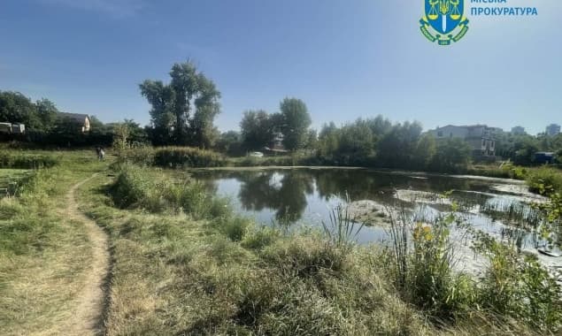 У КП «Плесо» обшуки. Співробітник підозрюється у розкраданні 330 тисяч грн