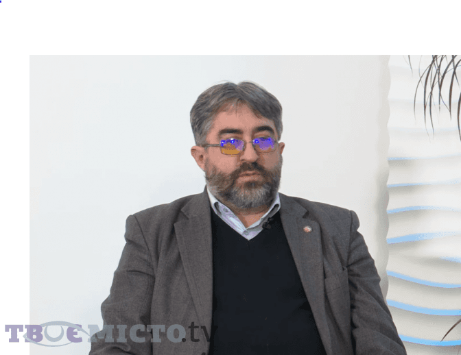 Додаткове озброєння для України та жорсткі санкції можуть зупинити Росію, – політичний експерт