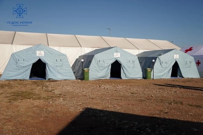 На кордоні з Польщею встановили перші мобільні пункти обігріву