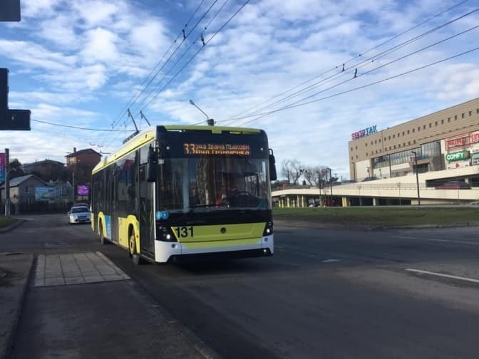Фото дня. Нові тролейбуси «Електрон» виїхали на вулиці Львова