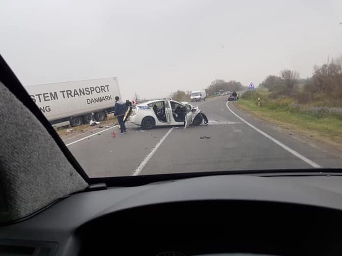 Біля Рави-Руської авто патрульних зіткнулося з вантажівкою. Є загиблий