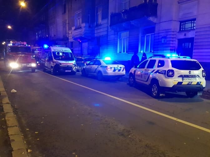 Поліція затримала причетних до розбійного нападу на салон краси у центрі Львова