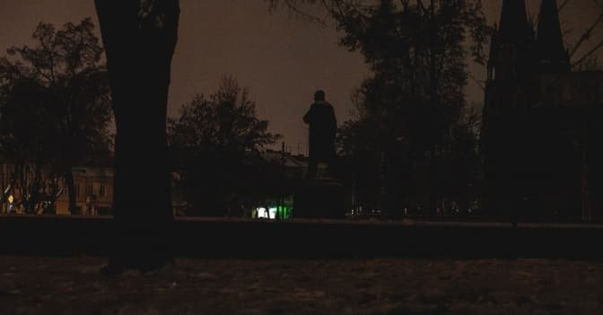 Як розібратися з графіками вимкнення світла та чи планують у нас посилювати мобілізацію. Підсумки доби