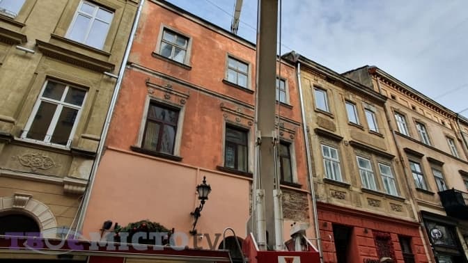 У Львові назвали ймовірну причину обвалу в будинку на вулиці Ставропігійській