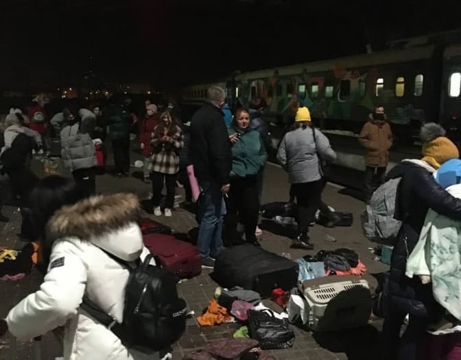 З України від початку війни виїхали майже 836 тисяч людей – ООН