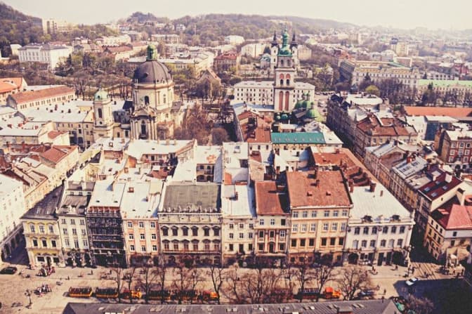 «Твоє місто» запустило чат-бота. Відеоінструкція