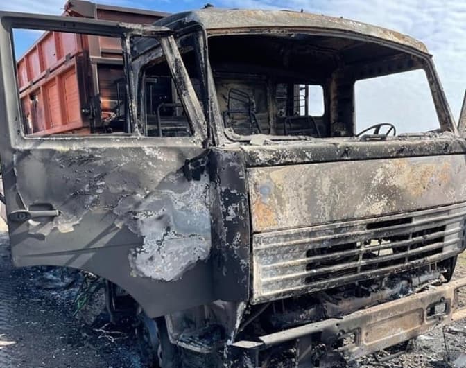 Львівські десантники знищили групу диверсантів, які пересувалися на цивільному авто