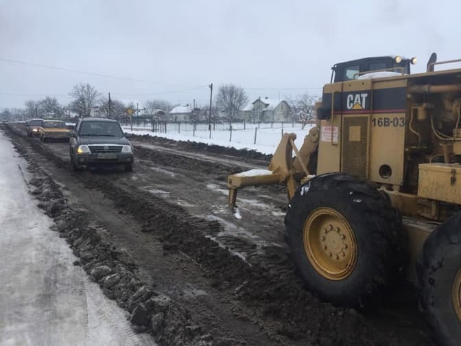 На Львівщині почали ямковий ремонт дороги Самбір – Дрогобич