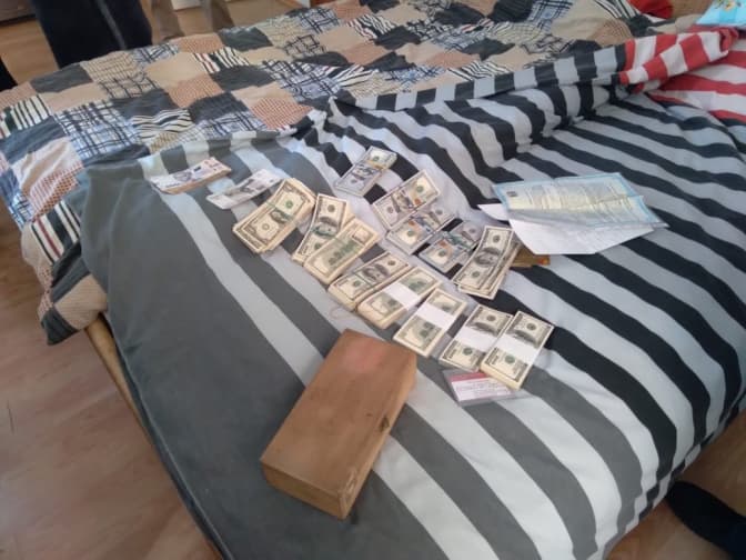 У Львові тривають обшуки в нардепа-утікача Тараса Козака. Фото, відео