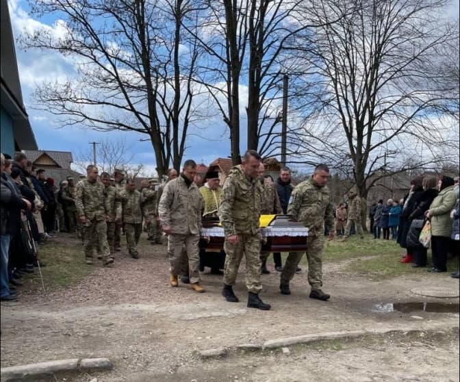 На Львівщині попрощалися із Героєм України Романом Тякою