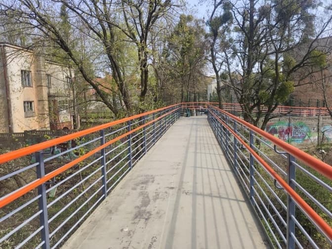 У Львові між Шевченківським Гаєм та Професорською колонією відкрили міст через залізницю