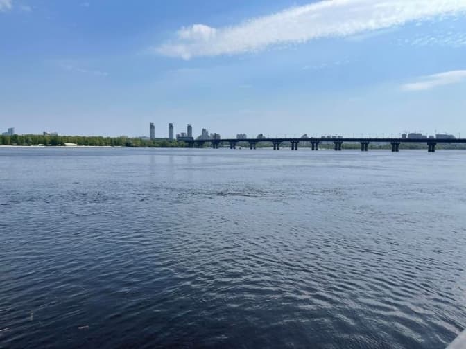 Киян закликають не купатися на низці міських пляжів. Перелік