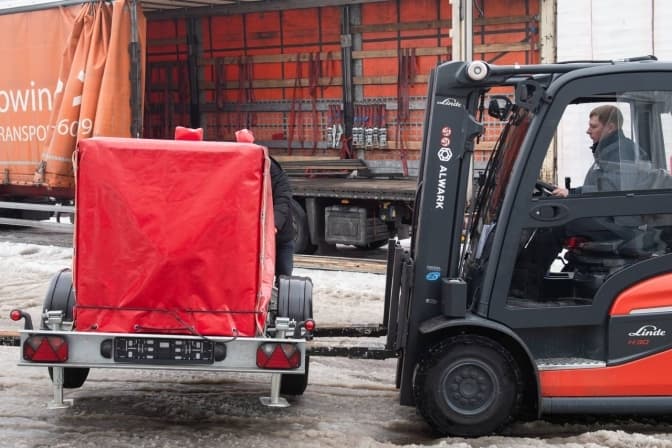 Київщина отримала майже 400 генераторів від Польщі