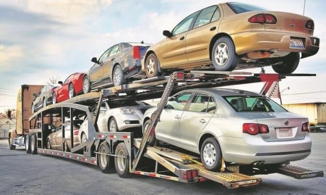 В Україні пропонують скасувати нульове розмитнення авто