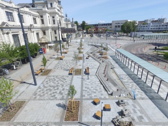 Новий фонтан на площі Двірцевій відкриють на початку серпня