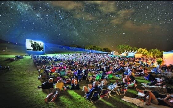 У Шевченківському гаю просто неба покажуть фільм Сергія Параджанова «Тіні забутих предків»