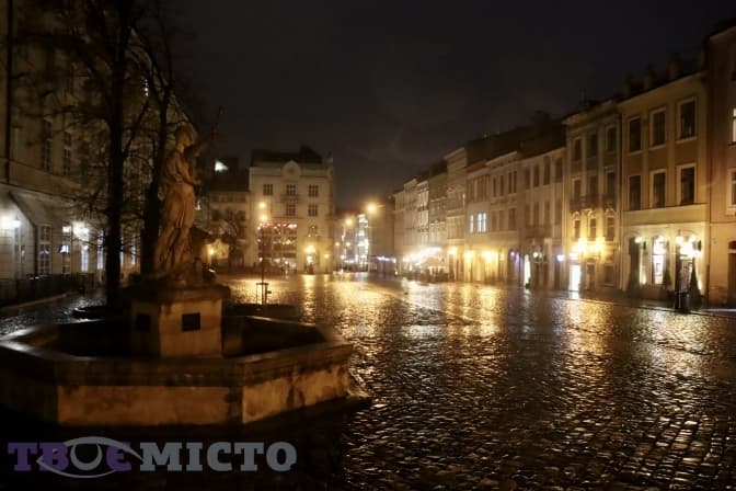 Як виглядає вечірній Львів після дощу. Атмосферні фото