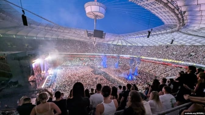 «Цією мовою нас вбивають». Посол прокоментував скандал довкола концерту Макса Коржа у Варшаві