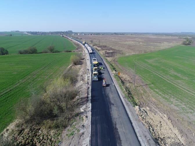 На Львівщині завершили кількарічну реконструкцію траси Львів – Пустомити – Меденичі