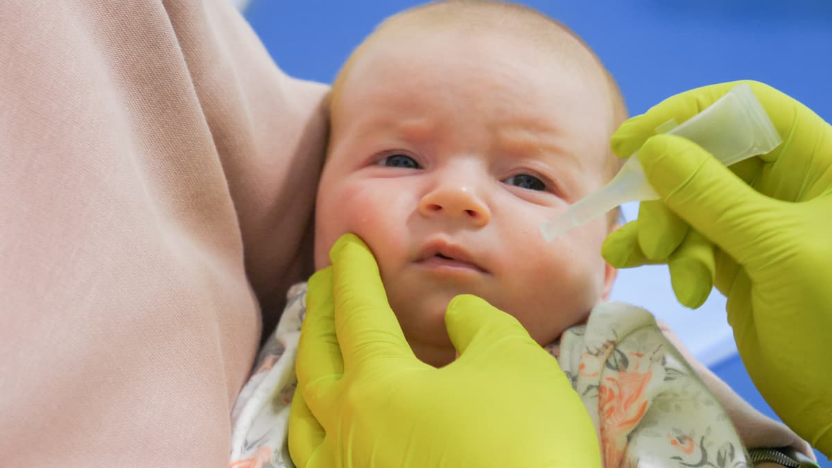 У Львові можна безкоштовно лікувати дітей в педіатра в приватній клініці. Деталі