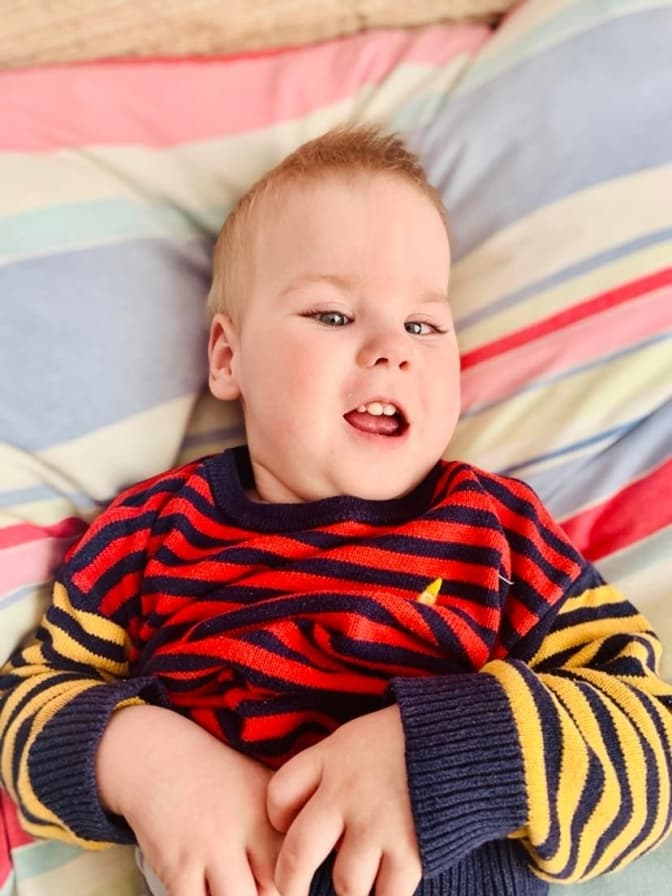 Львів’ян просять допомогти дитині з важким ураженням мозку