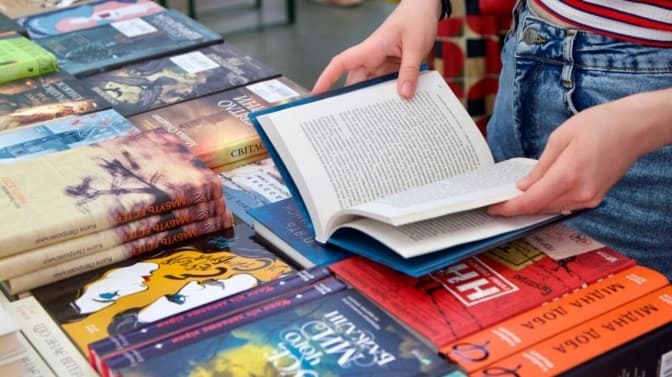 18-річним українцям почнуть видавати гроші на книжки. Коли і скільки